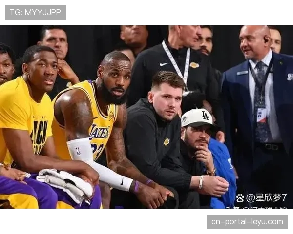 独行侠客场力克太阳，东契奇与欧文合计送出18次助攻盘活进攻。