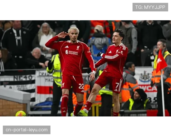 纽卡斯尔3-2逆转西汉姆联，伊萨克补时绝杀，圣詹姆斯公园沸腾